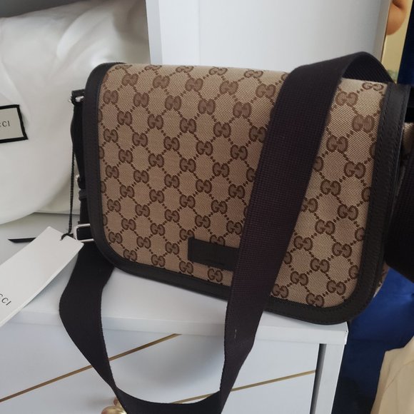 Gucci Handbags - Gucci new